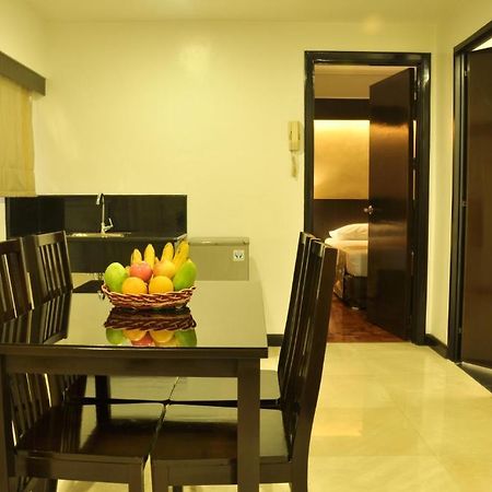 Richville Hotel Mandaluyong Zewnętrze zdjęcie