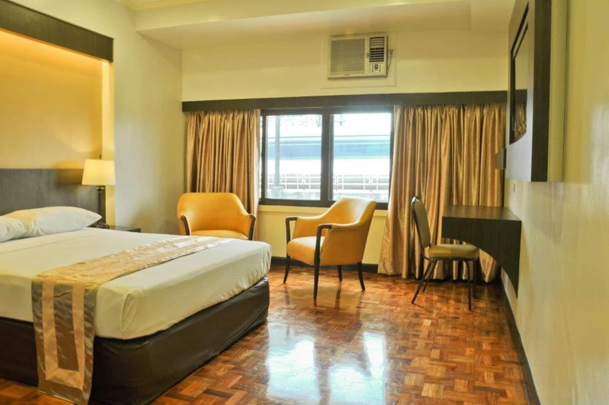 Richville Hotel Mandaluyong Zewnętrze zdjęcie