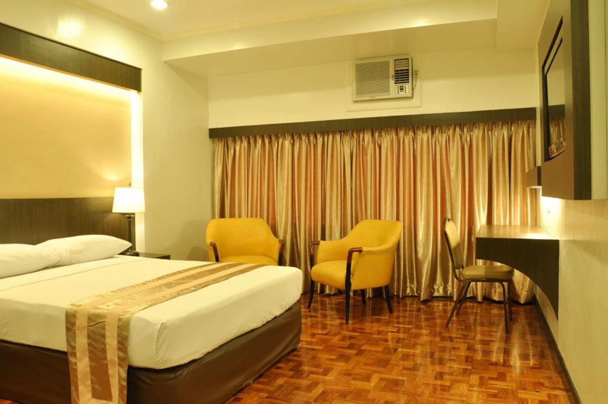 Richville Hotel Mandaluyong Zewnętrze zdjęcie