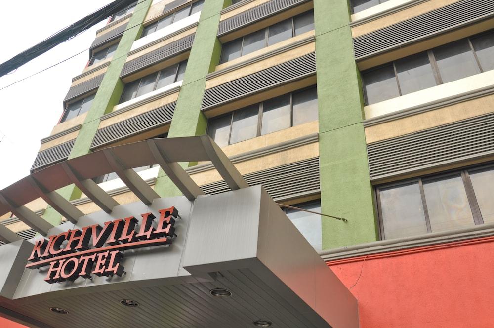 Richville Hotel Mandaluyong Zewnętrze zdjęcie
