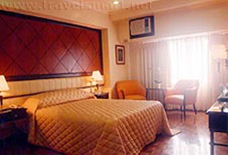 Richville Hotel Mandaluyong Zewnętrze zdjęcie