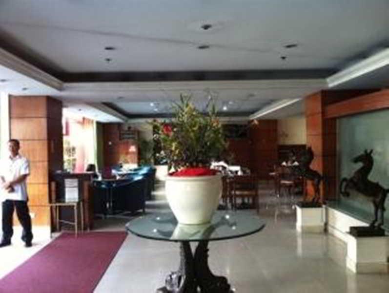 Richville Hotel Mandaluyong Zewnętrze zdjęcie